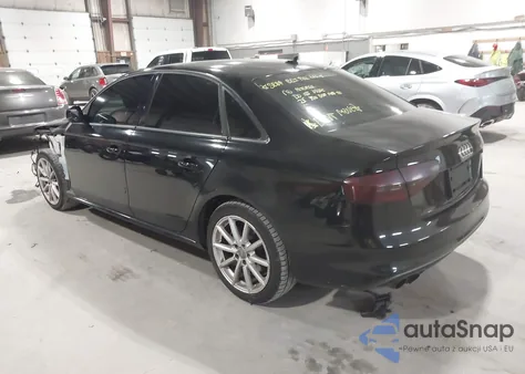 2016 Audi A4 2.0T Premium из США, поврежденный, VIN WAUBFAFL7GN018701